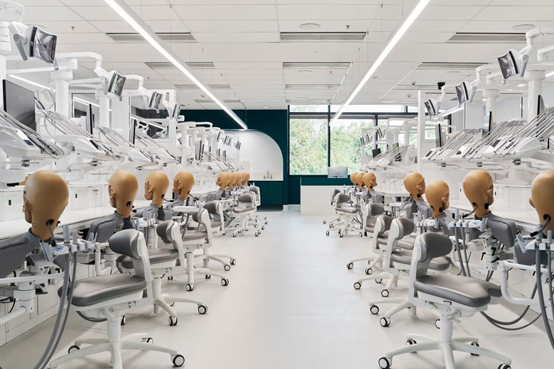 Building a learning environment that reflects the future of dentistry