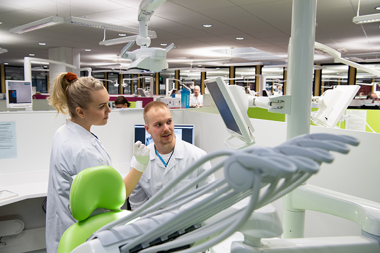 Sophisticated technology and modern teaching methods shape dentistry curriculum at the University of Eastern Finland