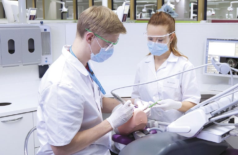 easiest-dental-schools-to-get-into-for-international-students-change