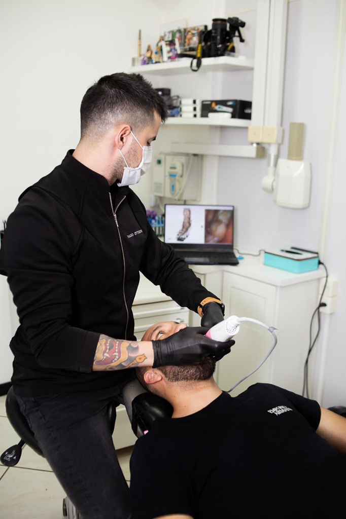 Dr Thiago Ottoboni