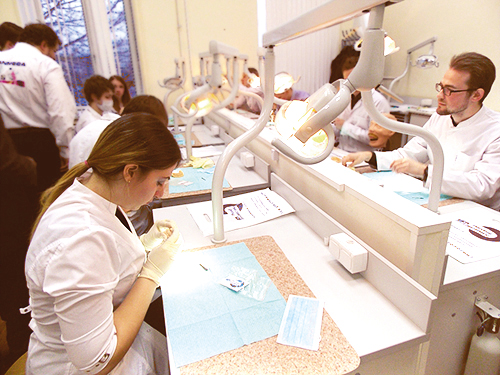 Конкурс студенческого мастерства по использованию современных CAD/CAM технологий в стоматологии